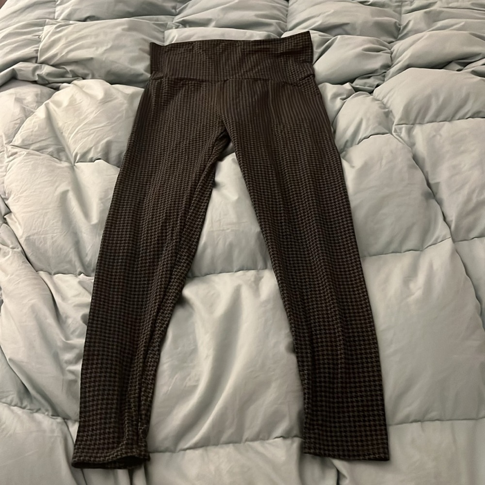 HATCH COLLECTION - The Ultimate Before, During & After Legging
